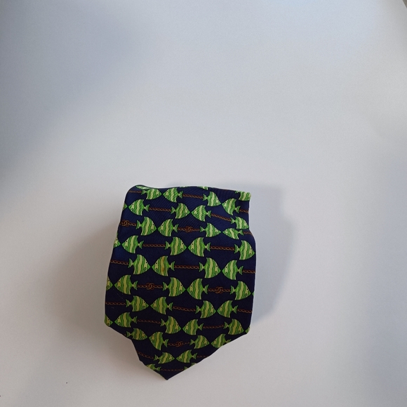 Chanel logo Fish chain  silk tie - Picture 10 of 14